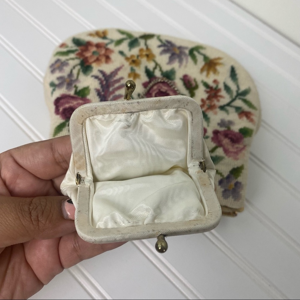 VTG 1950s Petit Point Wool Needlepoint bird purse - Picture 8 of 8